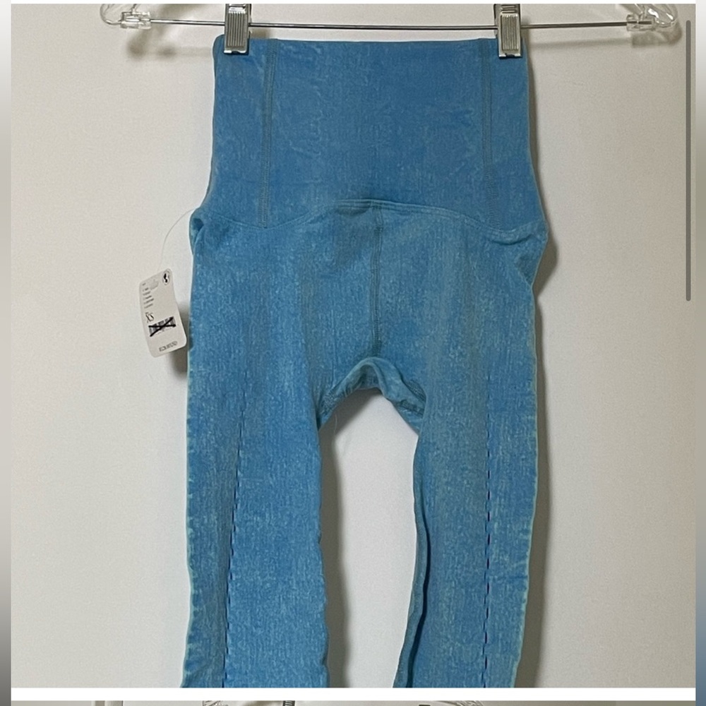 NWT Free People High-Rise Full-Length Running Through My Mind Leggings XS - Picture 6 of 9